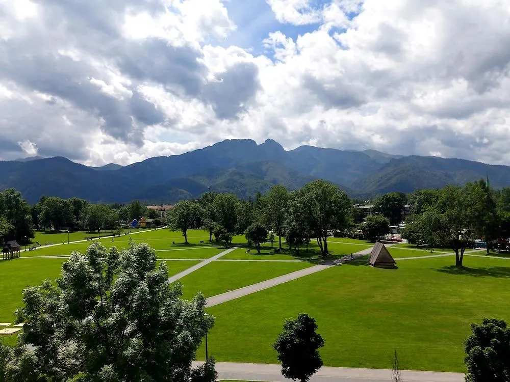 Hotel Helios 300M Od Krupowek Nowy Basen Od 12 Lipca Zakopane 2*,  Poland