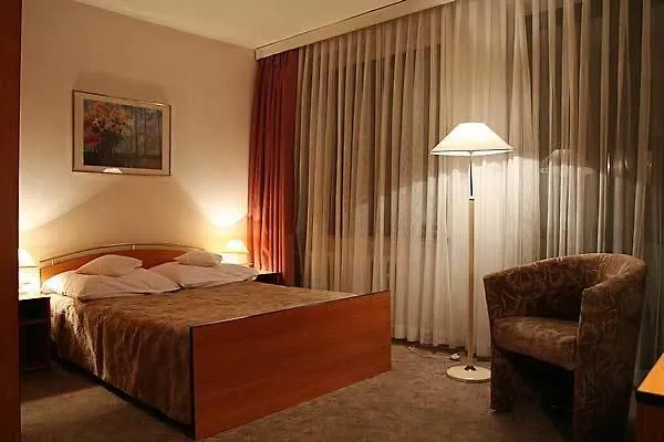 Hotel Helios 300M Od Krupowek Nowy Basen Od 12 Lipca Zakopane