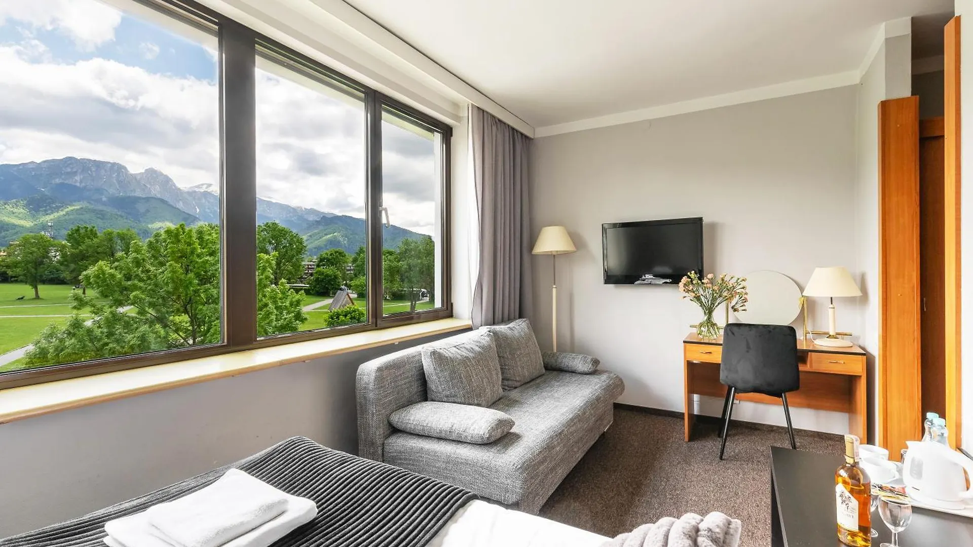 **  Hotel Helios 300M Od Krupowek Nowy Basen Od 12 Lipca Zakopane Poland